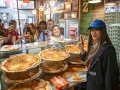 Nathy Peluso tomó por sorpresa a todos, se puso a repartir pizzas en Nueva York y lanzó un esperado anuncio