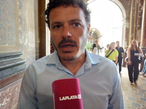 Granillo Fernández aseguró que "va a haber un acompañamiento a las medidas que Alak necesite para gobernar"