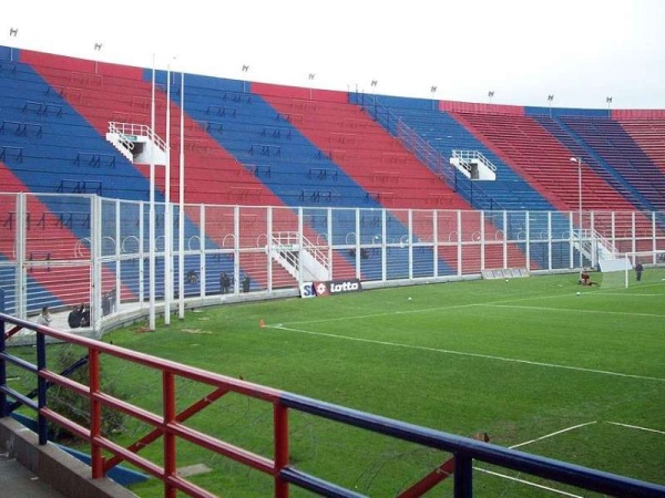 San Lorenzo cedió su estadio para realizar testeos masivos a los vecinos del barrio Ricciardelli