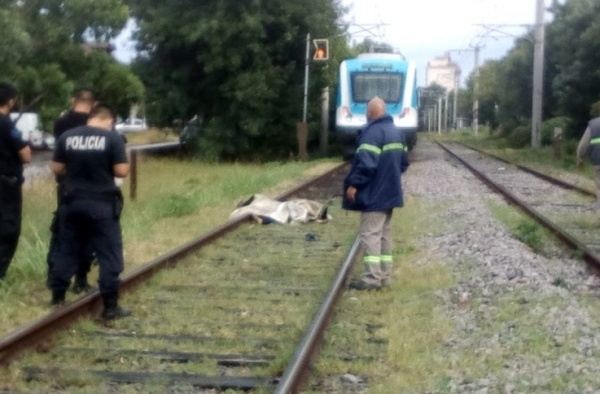 El Tren Roca arrolló a un hombre a la altura de Quilmes: la víctima tiene alrededor de 45 años