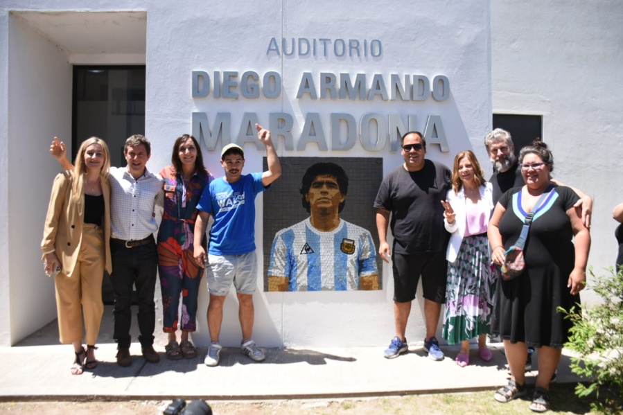 Homenajearon a Diego Maradona en La Plata