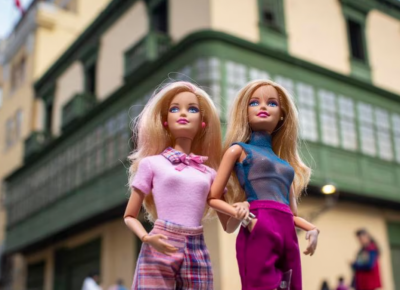 Avanzó un proyecto que podría prohibir la publicidad con estereotipos en las jugueterías de La Plata