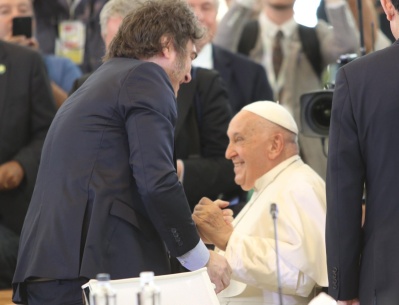 Javier Milei se encontró con el Papa Francisco, Joe Biden y Giorgia Meloni, y habló de inteligencia artificial en el G7
