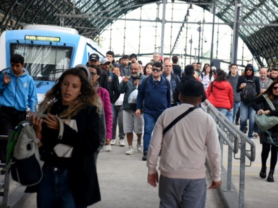 Reducirán el servicio del tren Roca de La Plata a Constitución: así será la frecuencia por tres semanas
