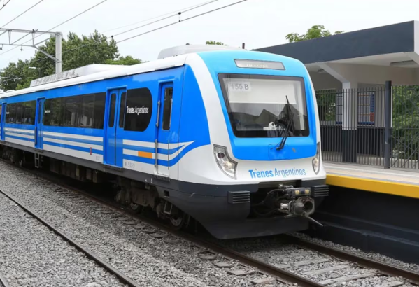 Se levantó la medida de fuerza en los trenes y circularán normalmente durante el martes