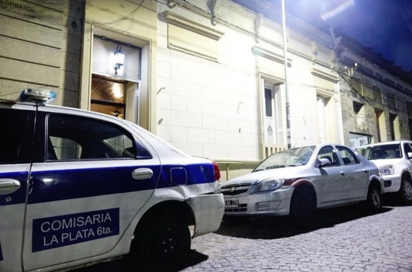 Un joven de Tolosa terminó preso luego de pegarle a su ex novia e intentar esconderse de la policía