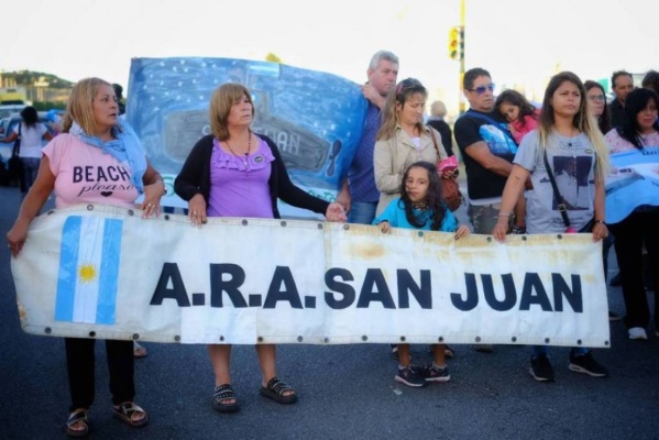 Familiares de las victimas del ARA San Juan apuntaron contra el expresidente: "El acto de Macri fue aberrante y desagradable"