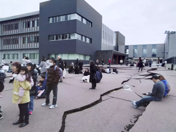 Los videos de los impactantes terremotos que sacudieron a Japón
