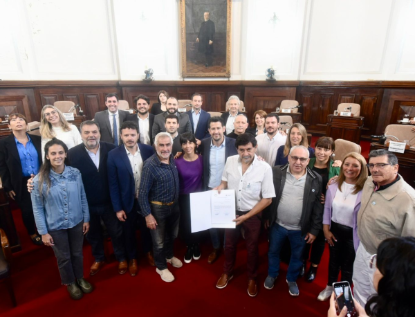 Homenajearon a los ex combatientes en el Concejo Deliberante de La Plata y pidieron apoyo para un proyecto contra el hambre