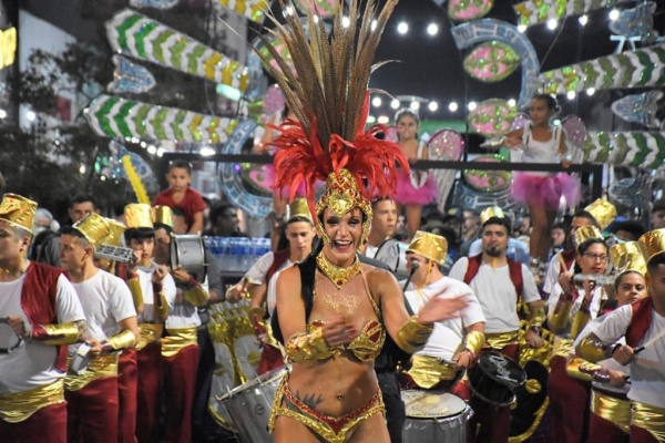 La Municipalidad de La Plata convoca a murgas y comparsas para desfilar en los carnavales