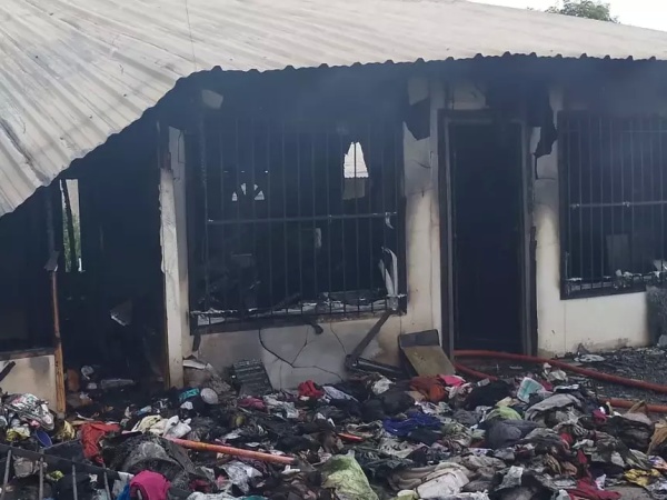 Una mujer murió atrapada en una casa en llamas en La Plata