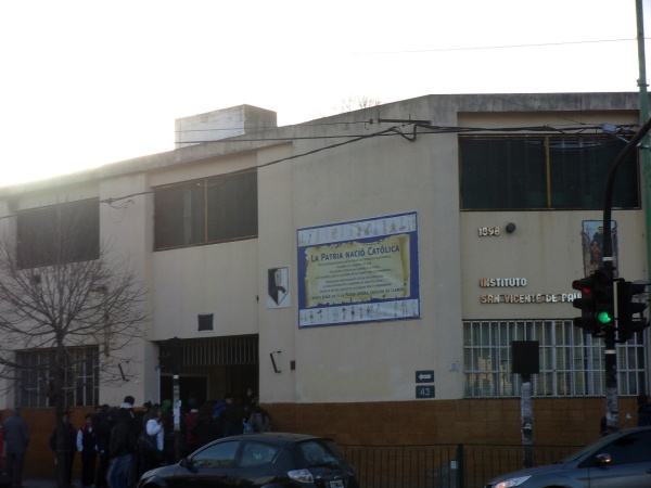 El colegio platense San Vicente de Paul, con un caso sospechoso de COVID-19
