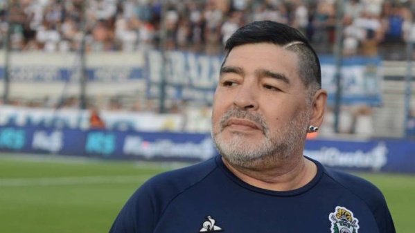 La muerte de Maradona: "Le ponían pastillas en la cerveza para que no joda a la noche"