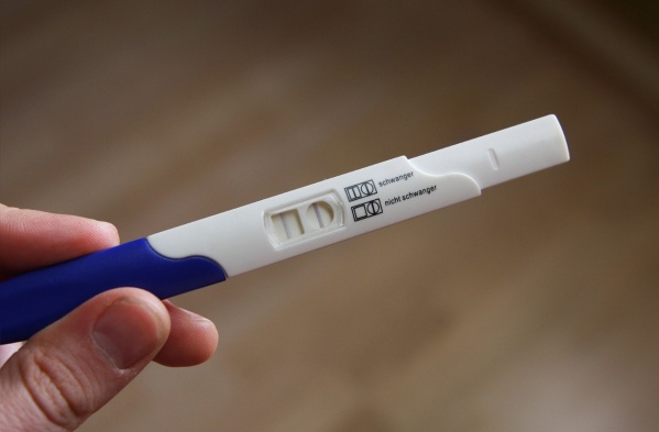 Insólito: Una mujer pedía un test positivo de embarazo a cambio de dinero