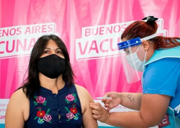 Argentina ya vacunó con una dosis a más del 60% de la población mayor de 18 años