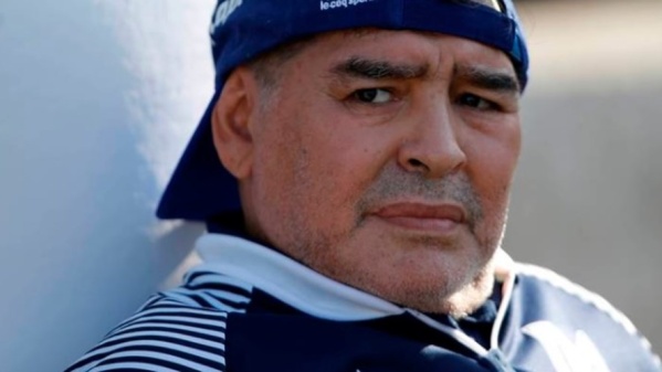 Maradona: los fiscales ordenan investigar si le suministraban droga
