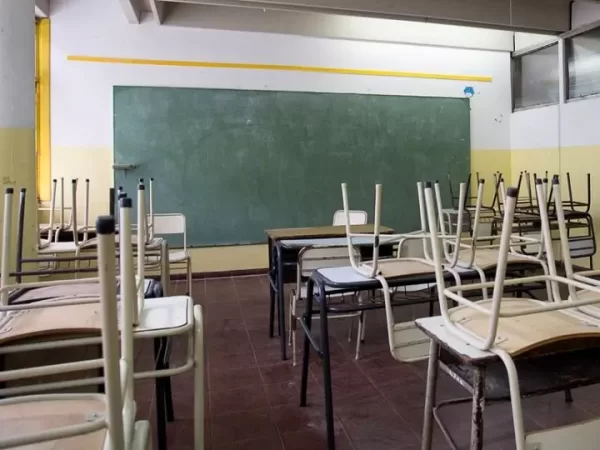 Se sumaron los docentes al paro de la CGT y este jueves no habrá clases en La Plata