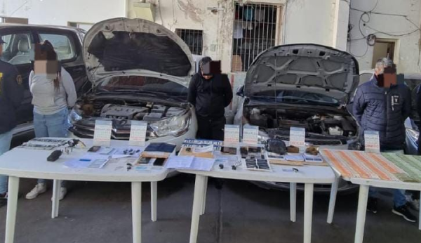 Desbarataron una banda que robaba y vendía vehículos "mellizos" en La Plata