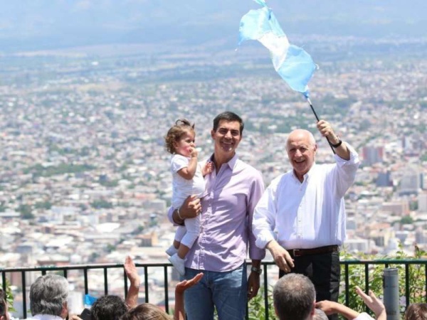 Lavagna y Urtubey cerraron la campaña de Consenso Federal en Salta 