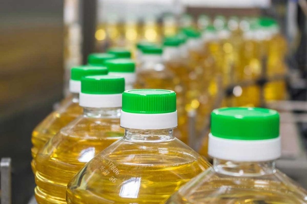 La ANMAT prohibió la venta de un reconocido aceite que fue adulterado, una yerba y otros productos