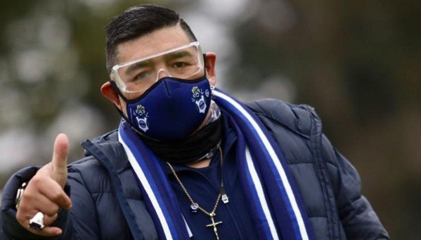  Maradona se somete a un nuevo hisopado para descartar que tenga coronavirus 