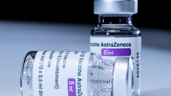 En Europa aseguran que la vacuna de AstraZeneca es "segura y eficaz"