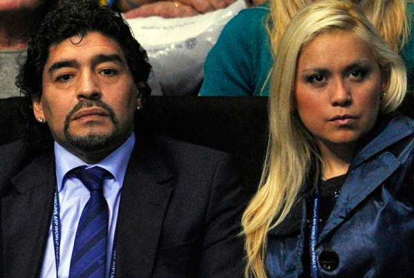 Verónica Ojeda reveló que le devolvió 3 millones de dólares a Maradona y criticó a Rocío Oliva: "Ella se quedó con todo"