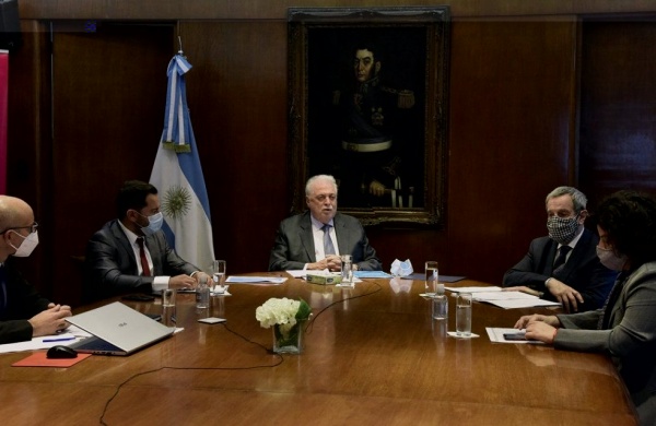Ginés González García expuso ante la comisión de Salud de Diputados sobre la campaña de vacunación contra el COVID-19