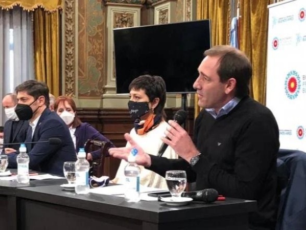 Garro volvió a politizar el virus: El informe sobre la cepa Manaos en La Plata no es de Provincia sino independiente