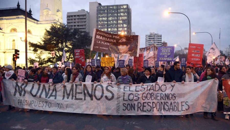La Plata es la ciudad con más llamados al 144 y un ”feminismo conservador” trae soluciones a medias