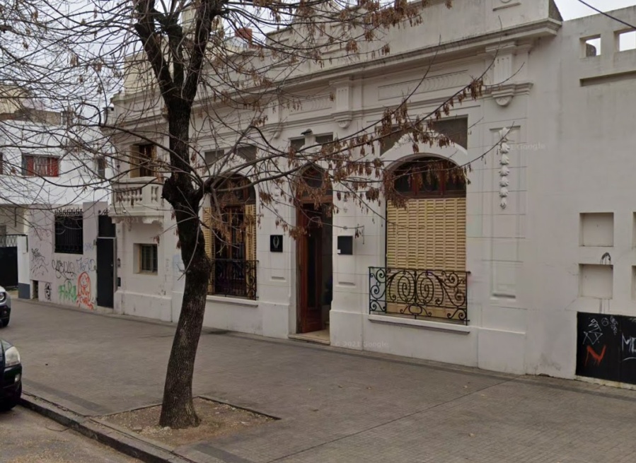 La justicia investiga un posible ”Caso Belsunce” en La Plata: lo velaban, le vieron marcas en el cuello y suspendieron todo