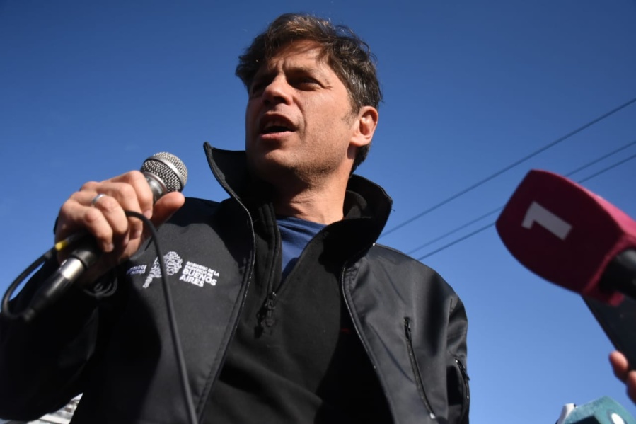 Axel Kicillof habló para los militantes presentes en Plaza Belgrano: ”Vamos a defender a Cristina”