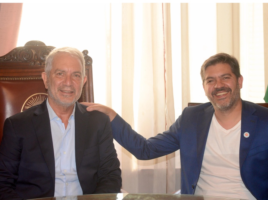La primera reunión de Alak como Intendente de La Plata fue con Bianco: ”Trabajaremos codo a codo con el gobierno de Axel”