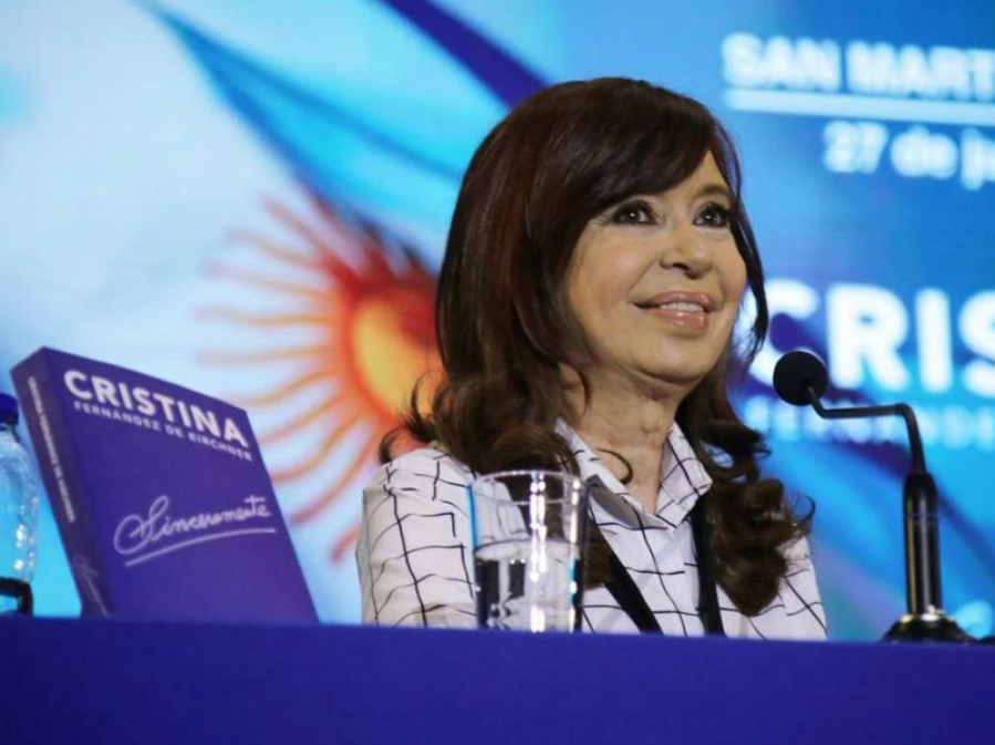 Cristina Kirchner desde Mendoza: ”Su gobierno se parece mucho a Venezuela con la comida”
