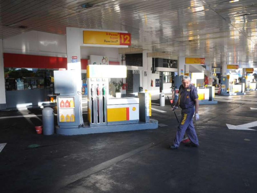 Naftas: Postergaron la suba del impuesto al combustible y por ahora no habrá aumentos