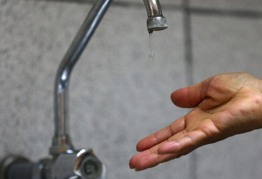 En Tolosa, vecinos denuncian un ”servicio deficiente” de agua